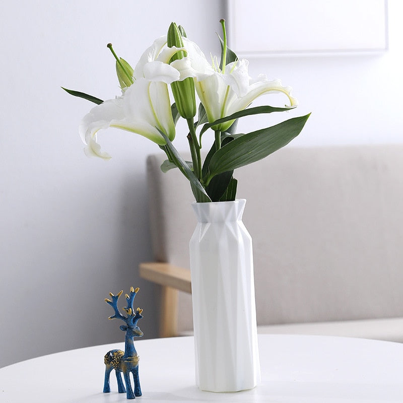 Sleek Plastic Flower Vase